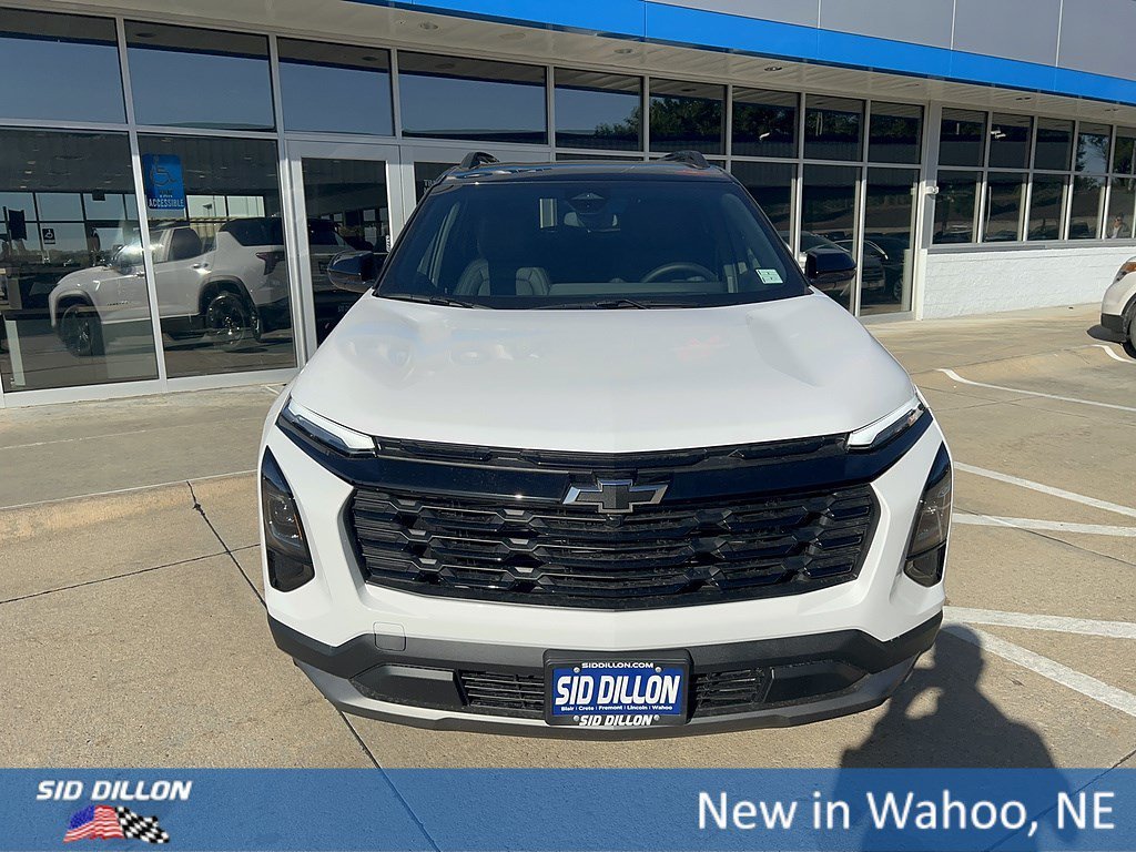 New 2027 Summit White Chevrolet LT image 8
