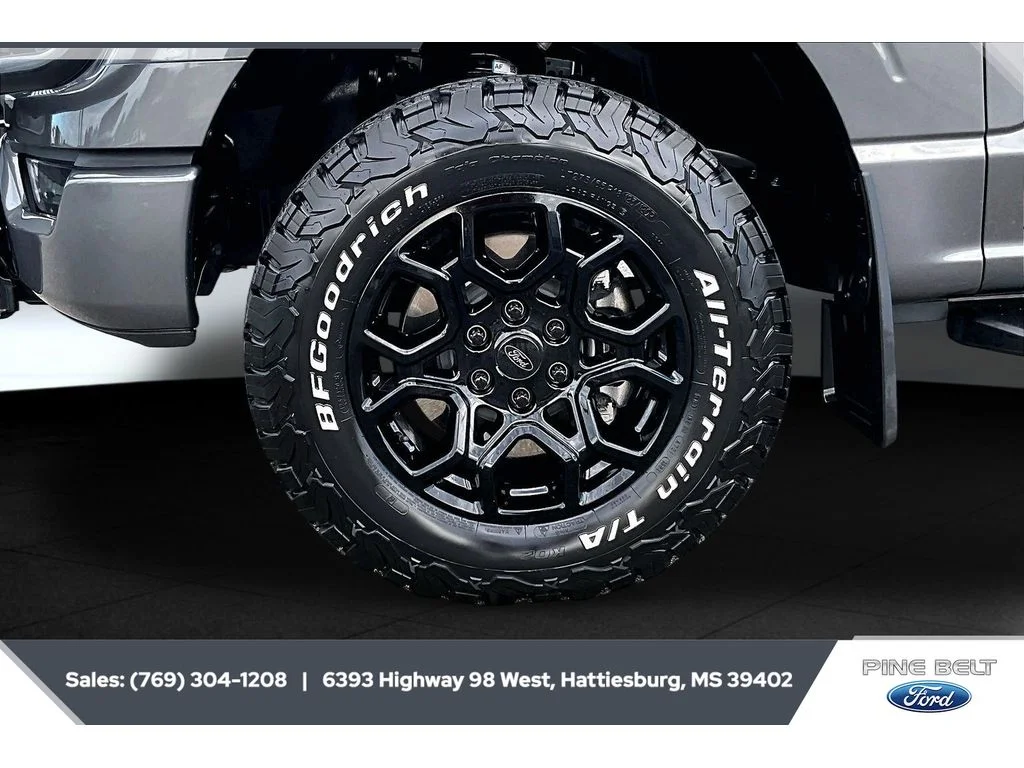 Used 2023 Carbonized Gray Metallic Ford XL image 7