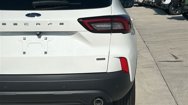 2025 Ford Escape Hybrid ST-Line - Photo 6