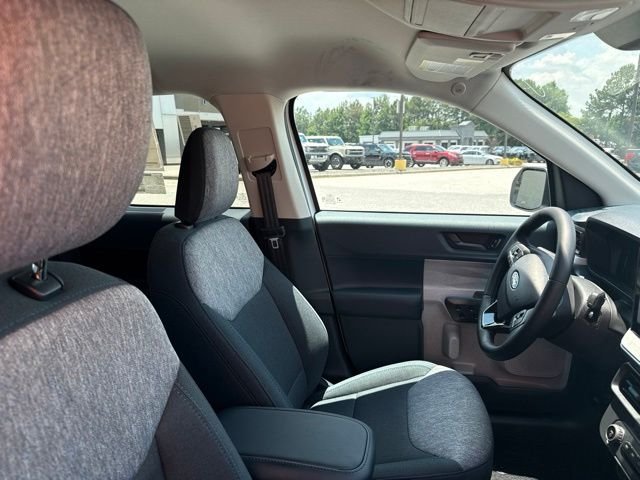 New 2026 Oxford White Ford XLT image 14