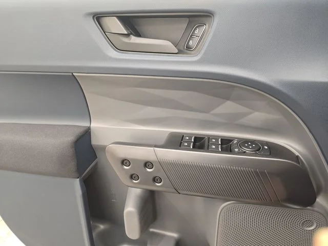 New 2026 Oxford White Ford XL image 38