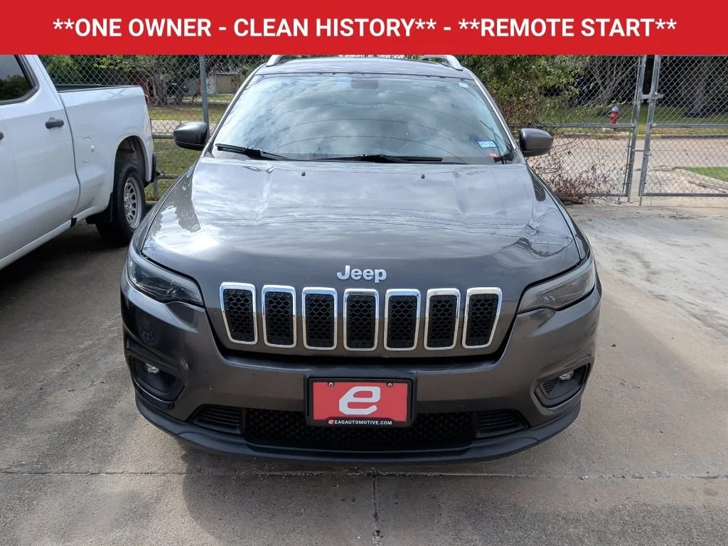 Used 2019 Jeep Cherokee Latitude Plus with VIN 1C4PJLLB2KD284883 for sale in Navasota, TX
