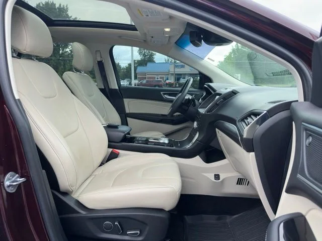 Used 2019 Red Ford Titanium image 7