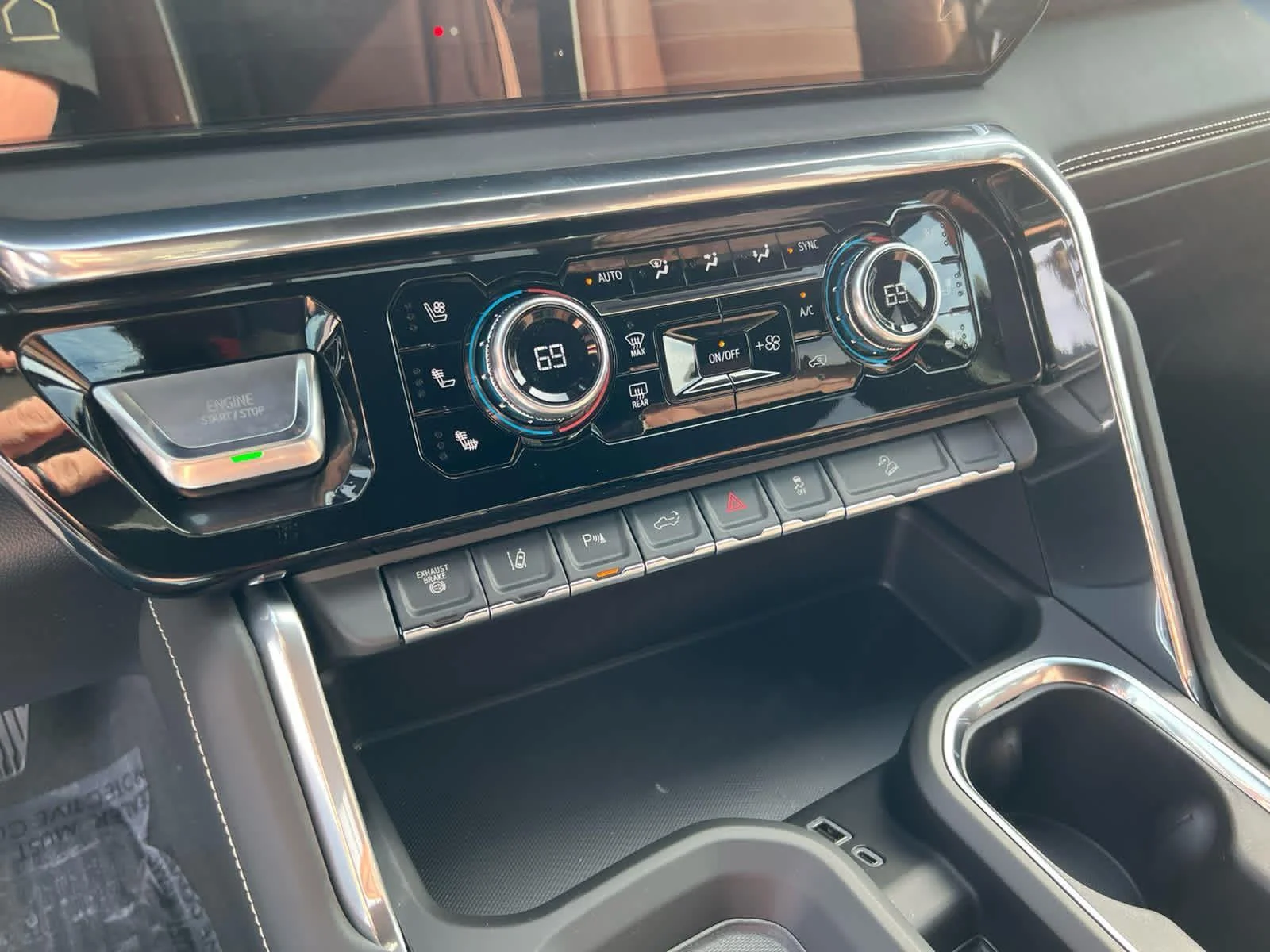 2026 GMC Sierra 3500HD Denali Ultimate - Photo 25
