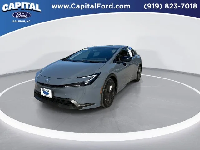 Used 2025 Gray Toyota LE image 4