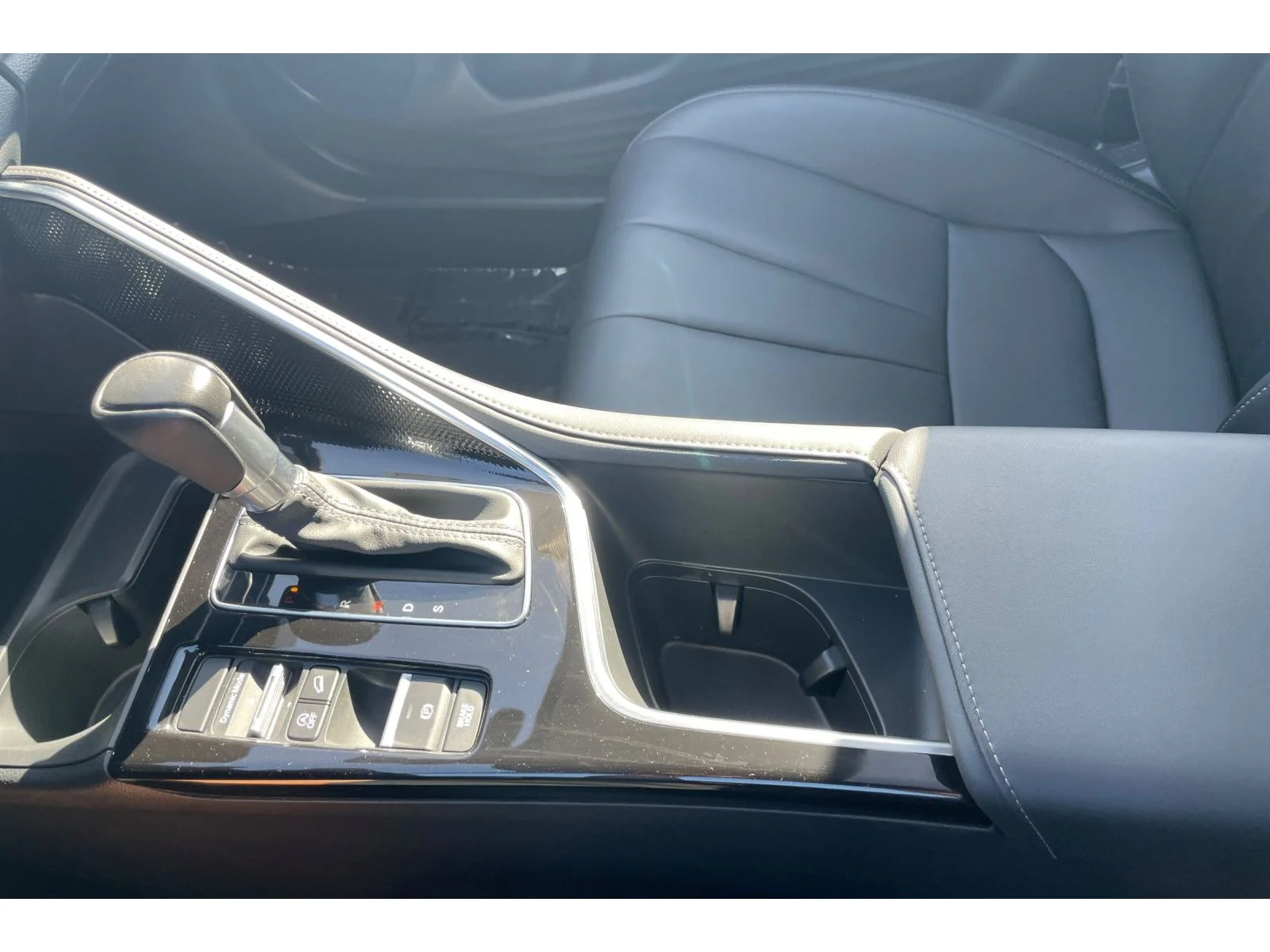 Used 2025 Crystal Black Pearl Acura Base image 31