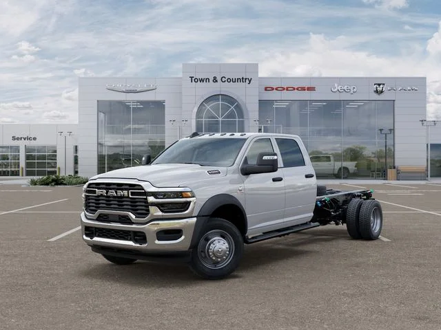 2026 RAM 5500 Big Horn 4X4 Crew Cab DRW 197" WB's photo