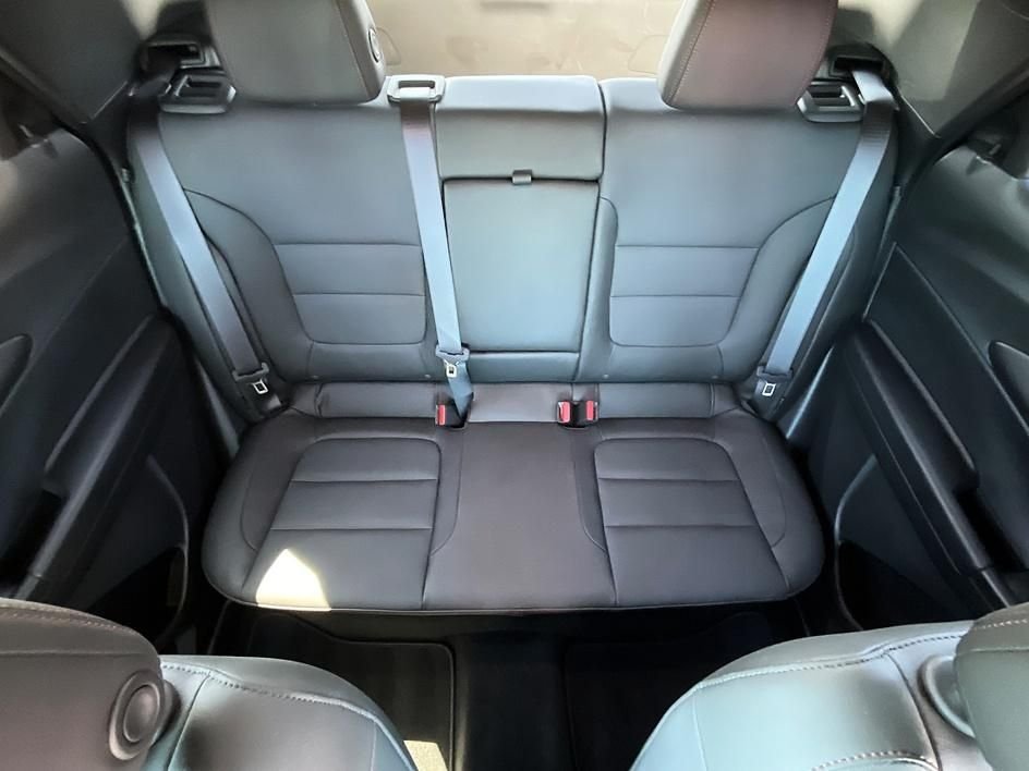 Used 2025 Gray Chevrolet RS image 28