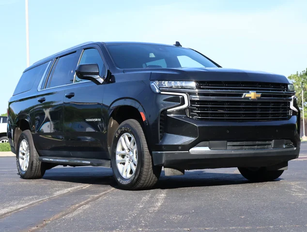 2024 Chevrolet Suburban LT