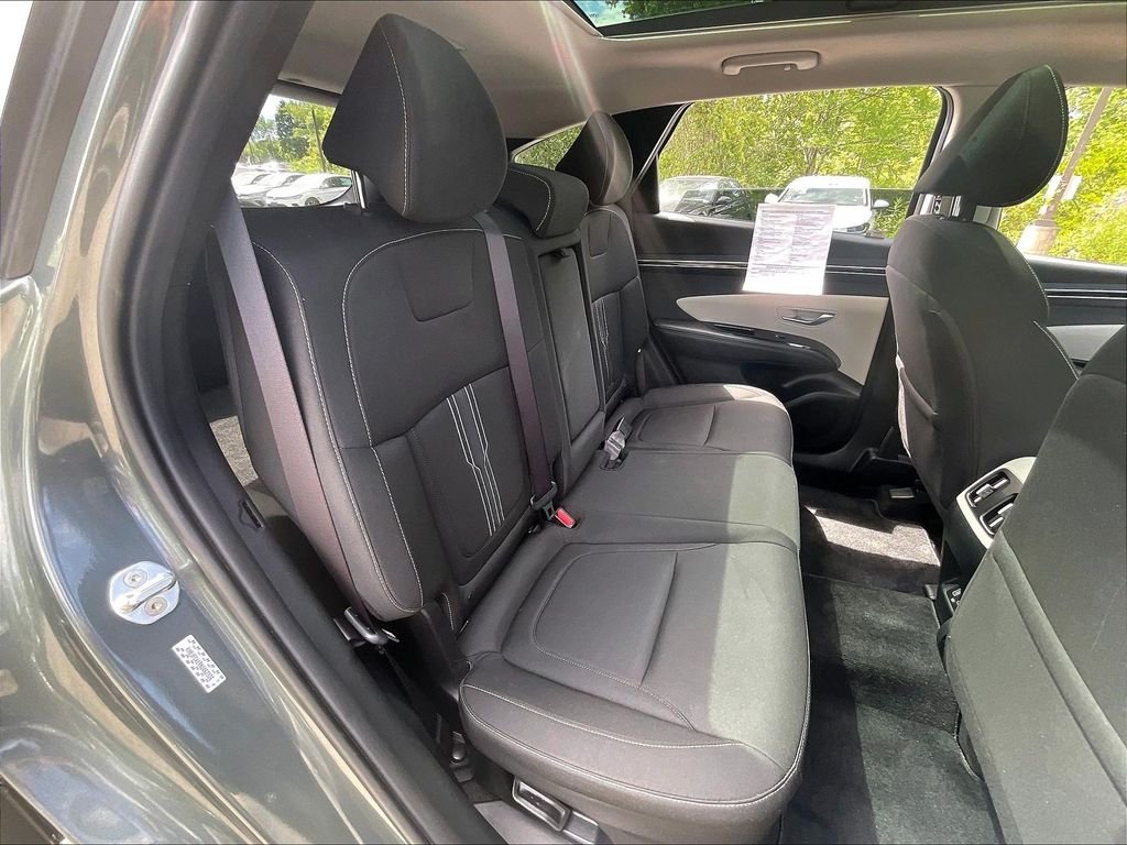Used 2022 Gray Hyundai SEL Convenience image 16