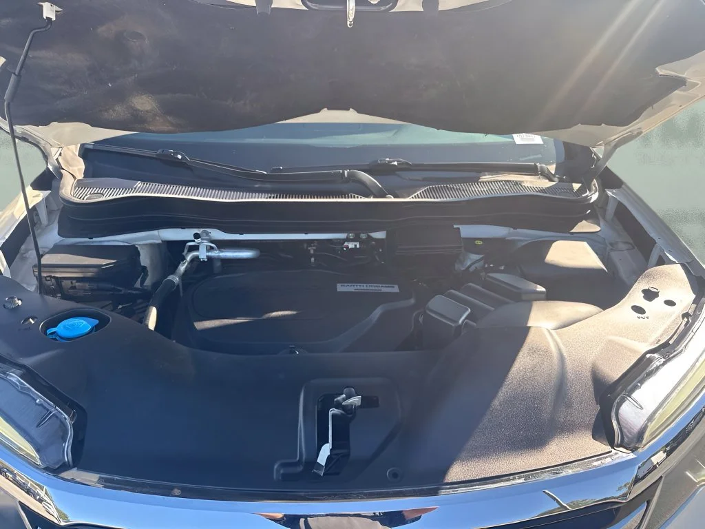 Used 2017  Honda Touring image 27