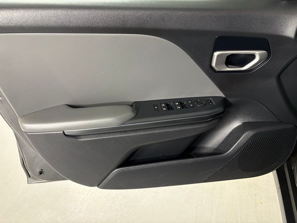 Used 2025 Gray Kia LXS image 14