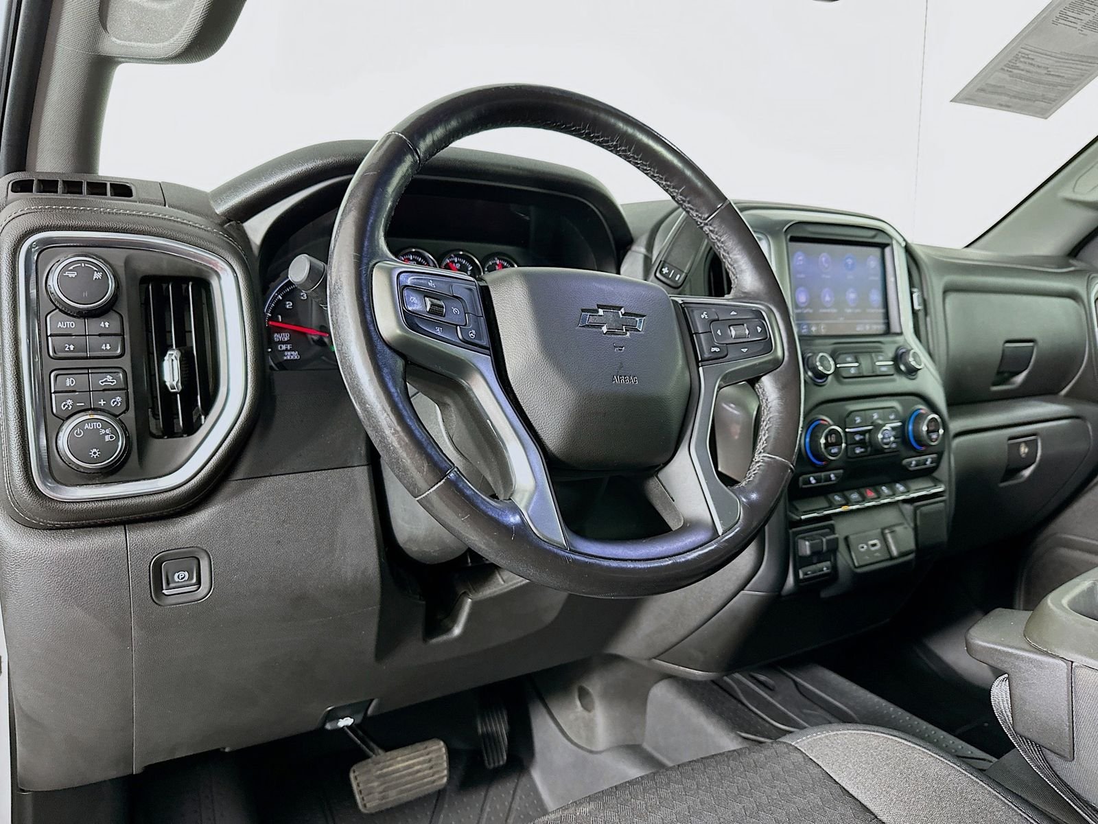 Used 2019 Summit White Chevrolet LT Trail Boss image 13