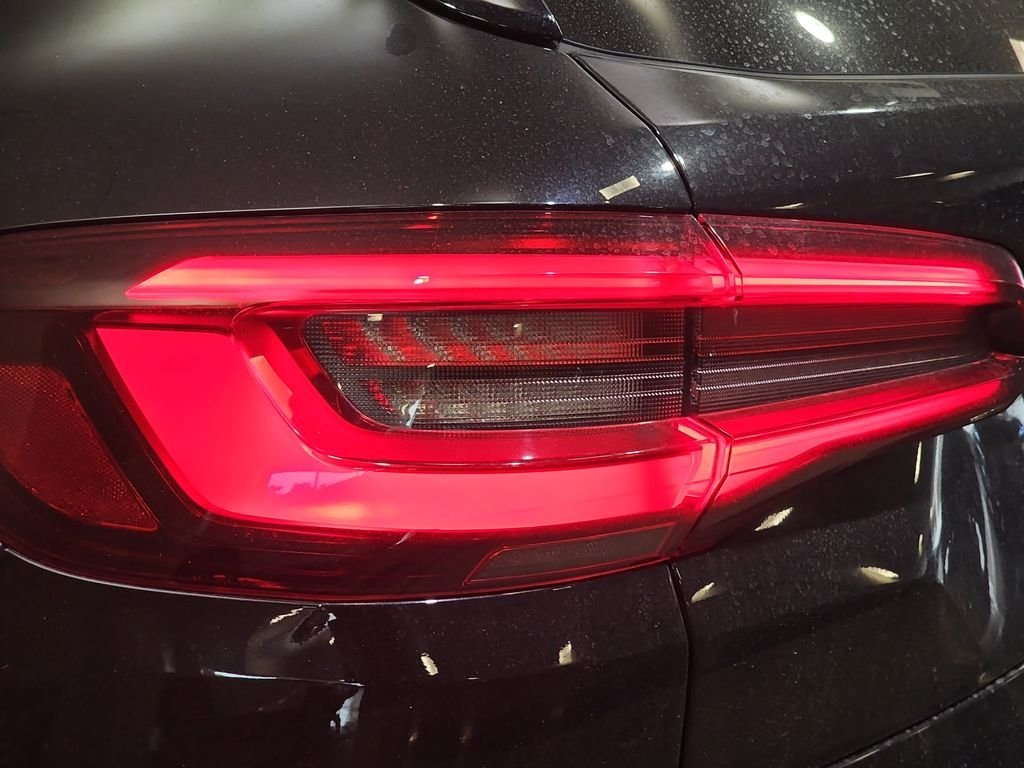 Used 2022 Black BMW Base image 36