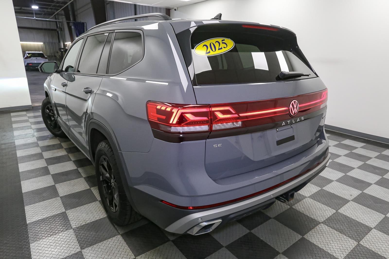 Used 2025 Pure Gray Volkswagen 2.0T Peak Edition image 12