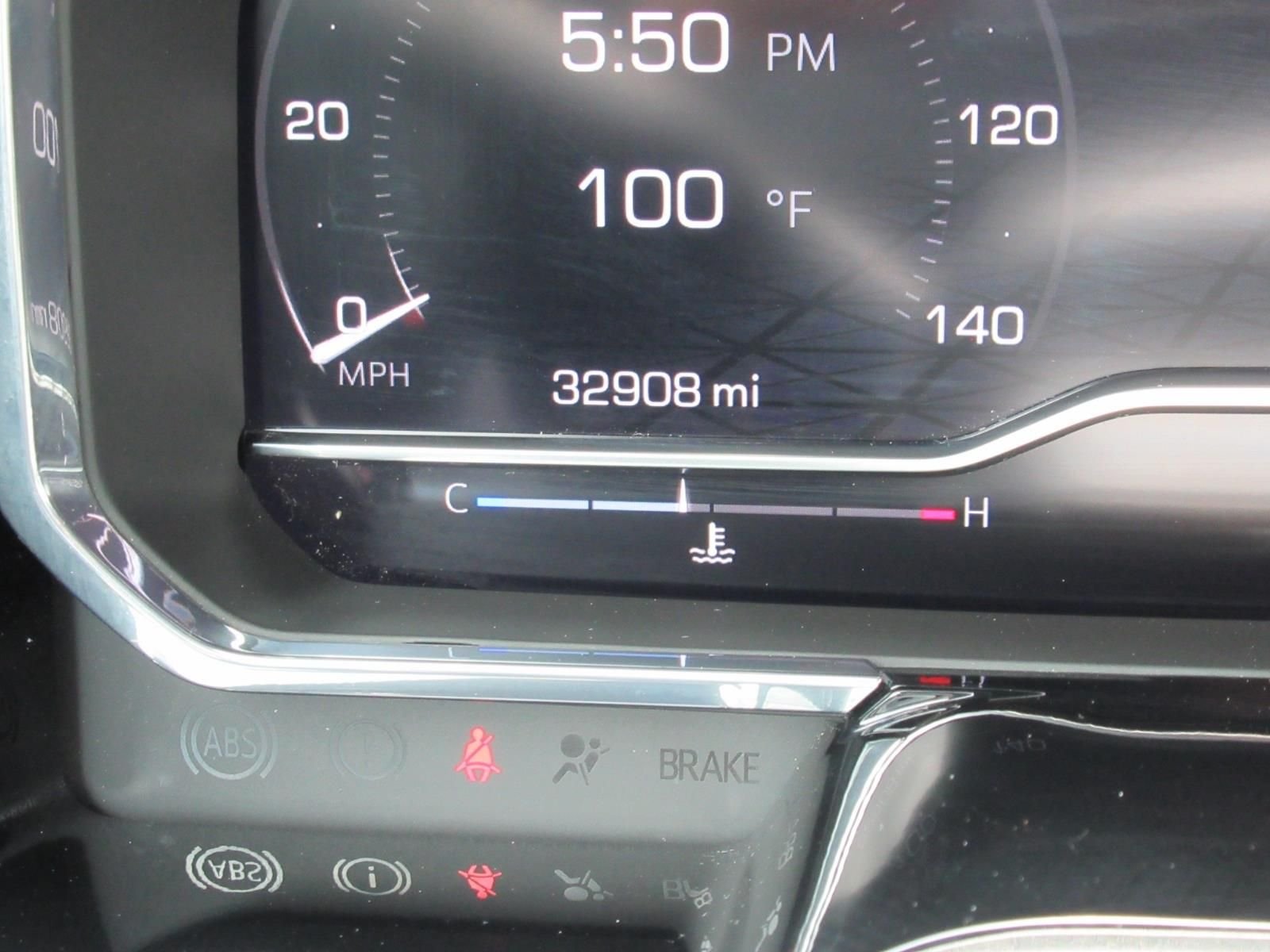 Used 2024 Red GMC Elevation image 28