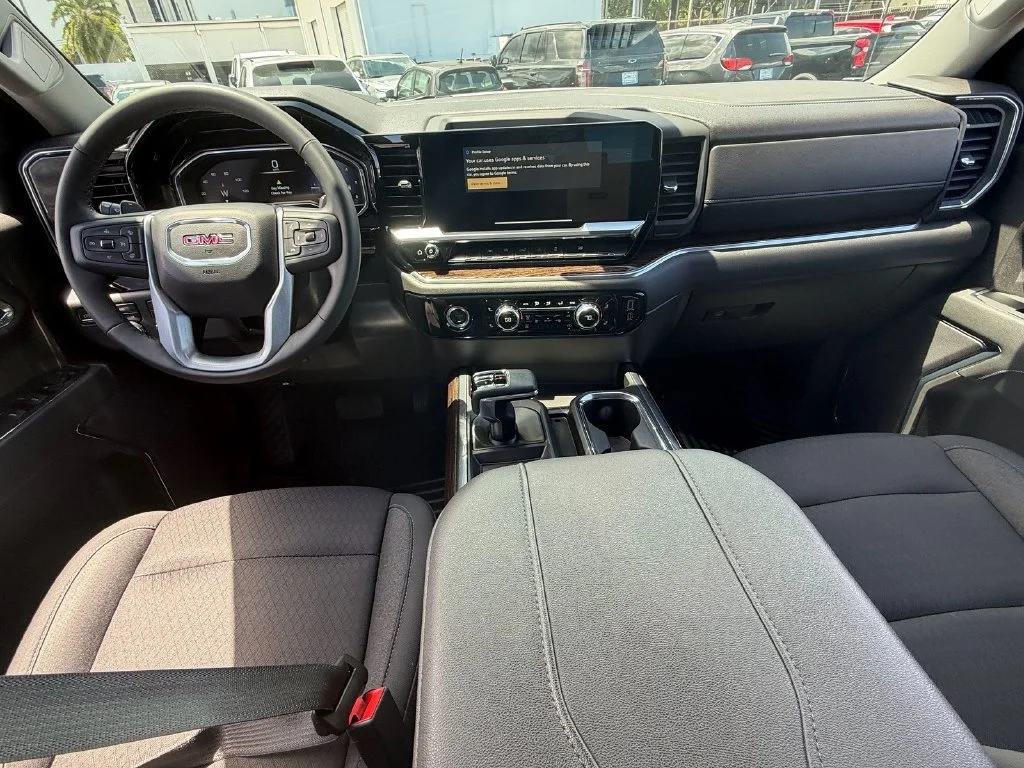 Used 2023 SUMMIT WHITE GMC Elevation image 14