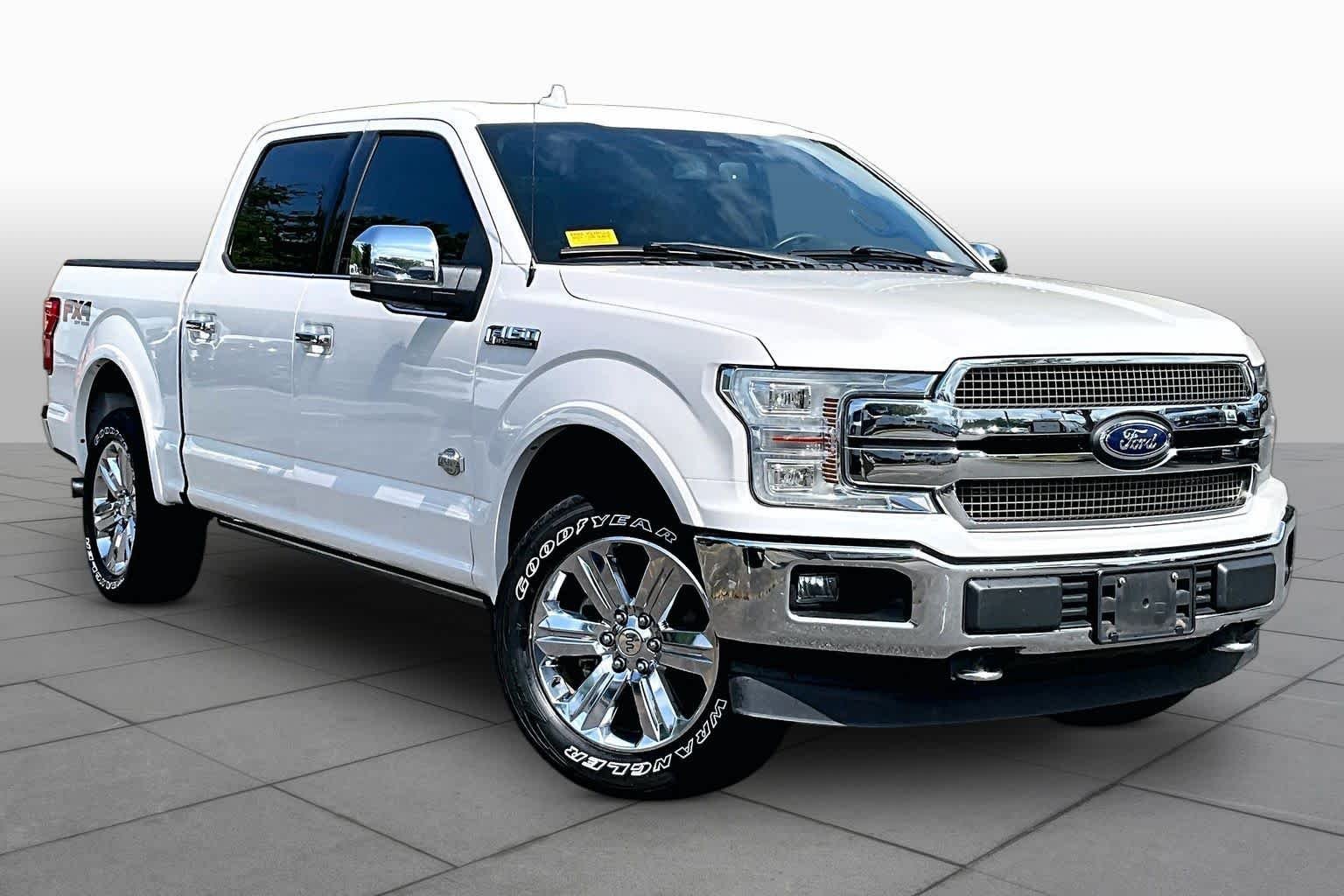 Used 2018 White Platinum Metallic Tri-Coat Ford King Ranch image 3