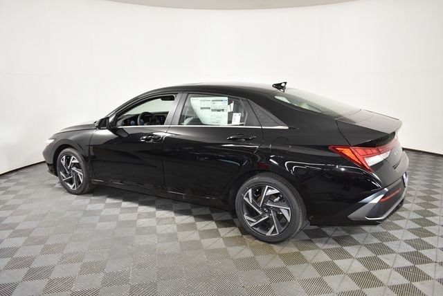New 2026 Black Hyundai Limited image 6