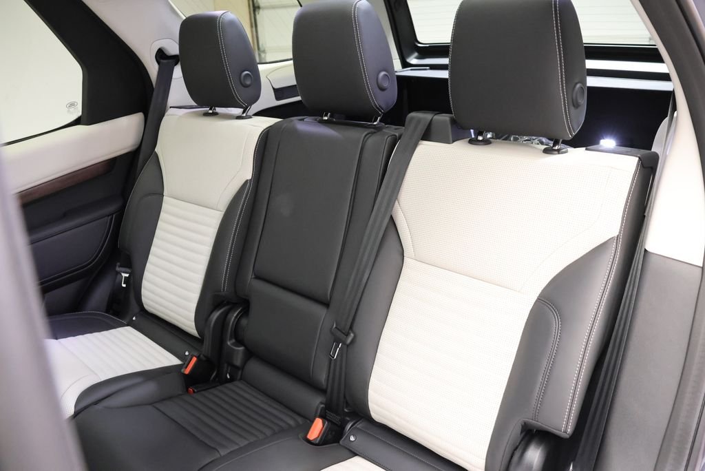 New 2026 Varesine Blue Land Rover Dynamic SE image 36