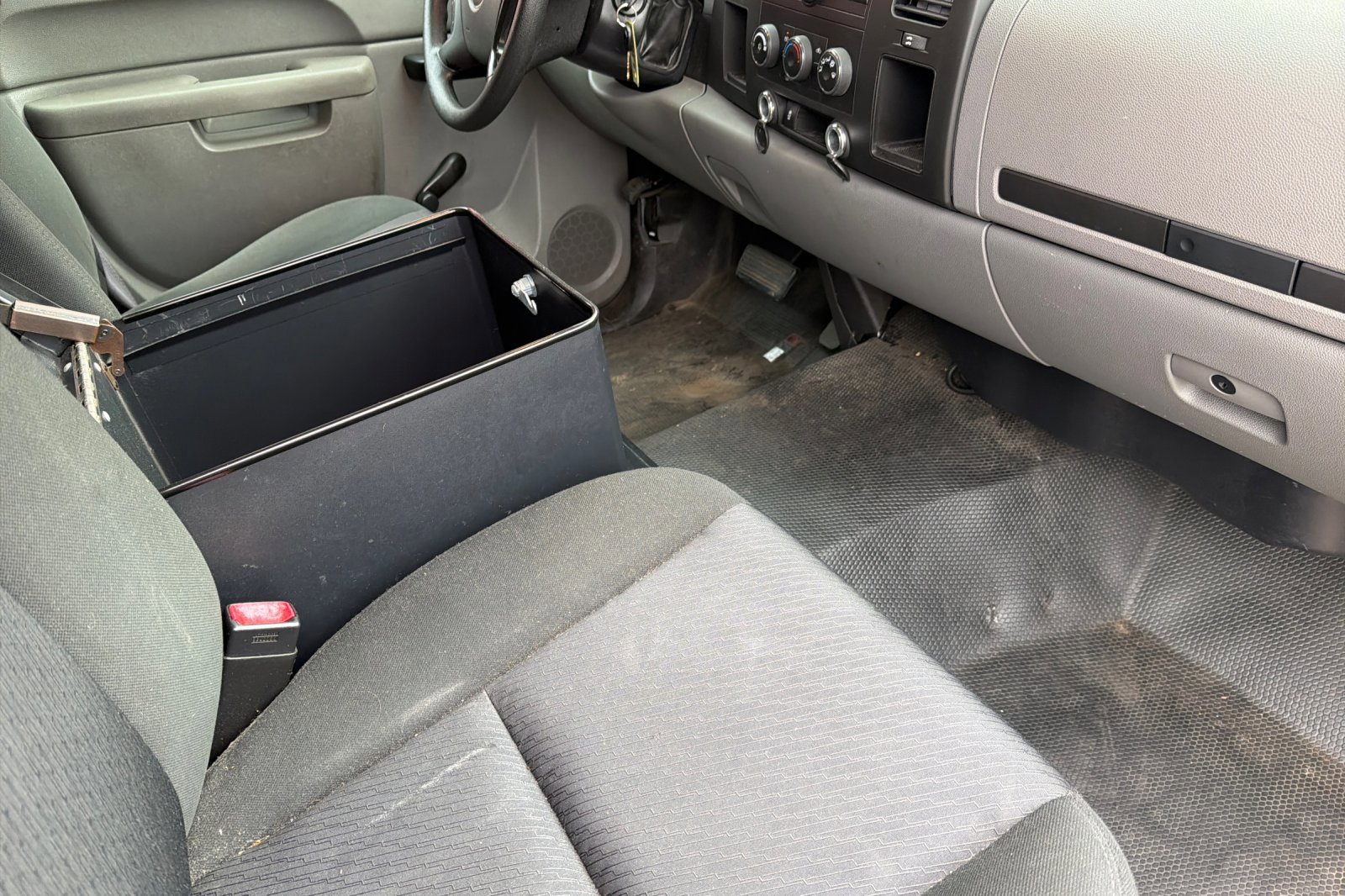 Used 2012 Summit White Chevrolet Work Truck image 12