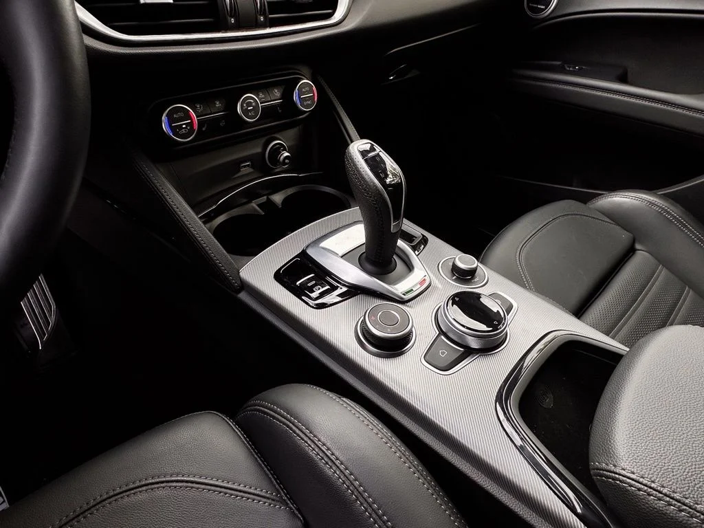 Used 2024 Blue Alfa Romeo Veloce image 14