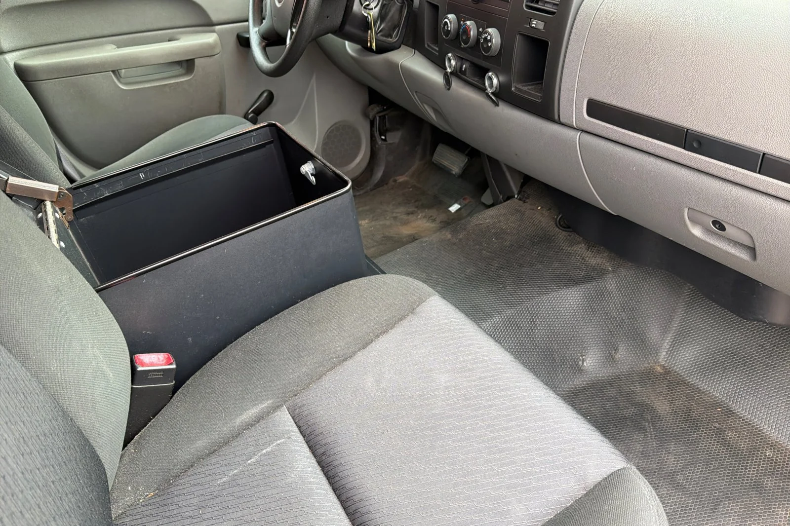 Used 2012 Summit White Chevrolet Work Truck image 12