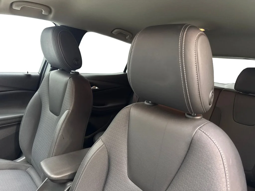 Used 2025 Black Buick Preferred image 27