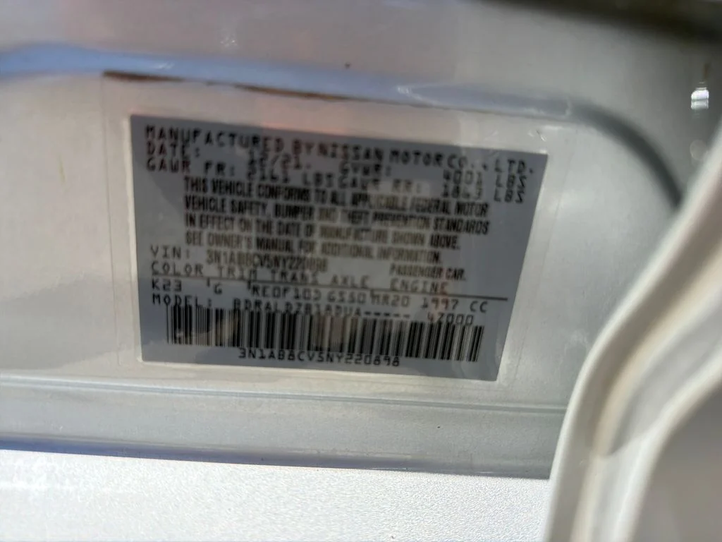 Used 2022 Silver Nissan SV image 34