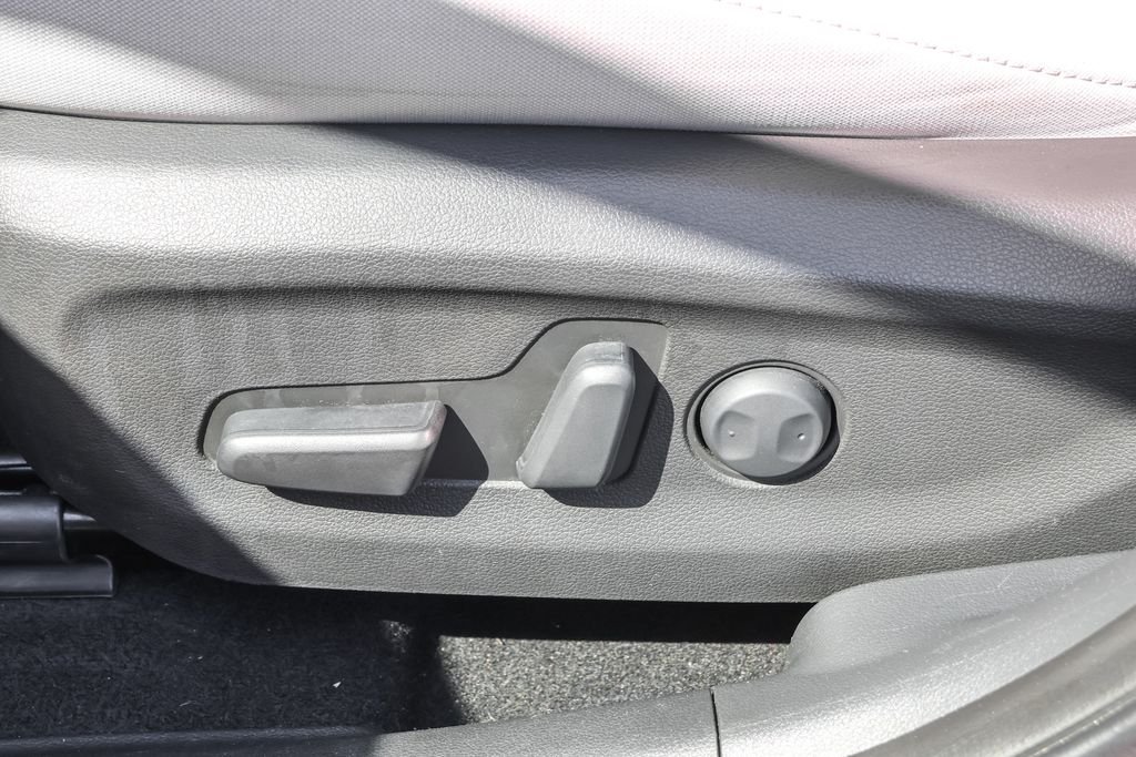 Certified Used 2023 Red Hyundai SEL image 10