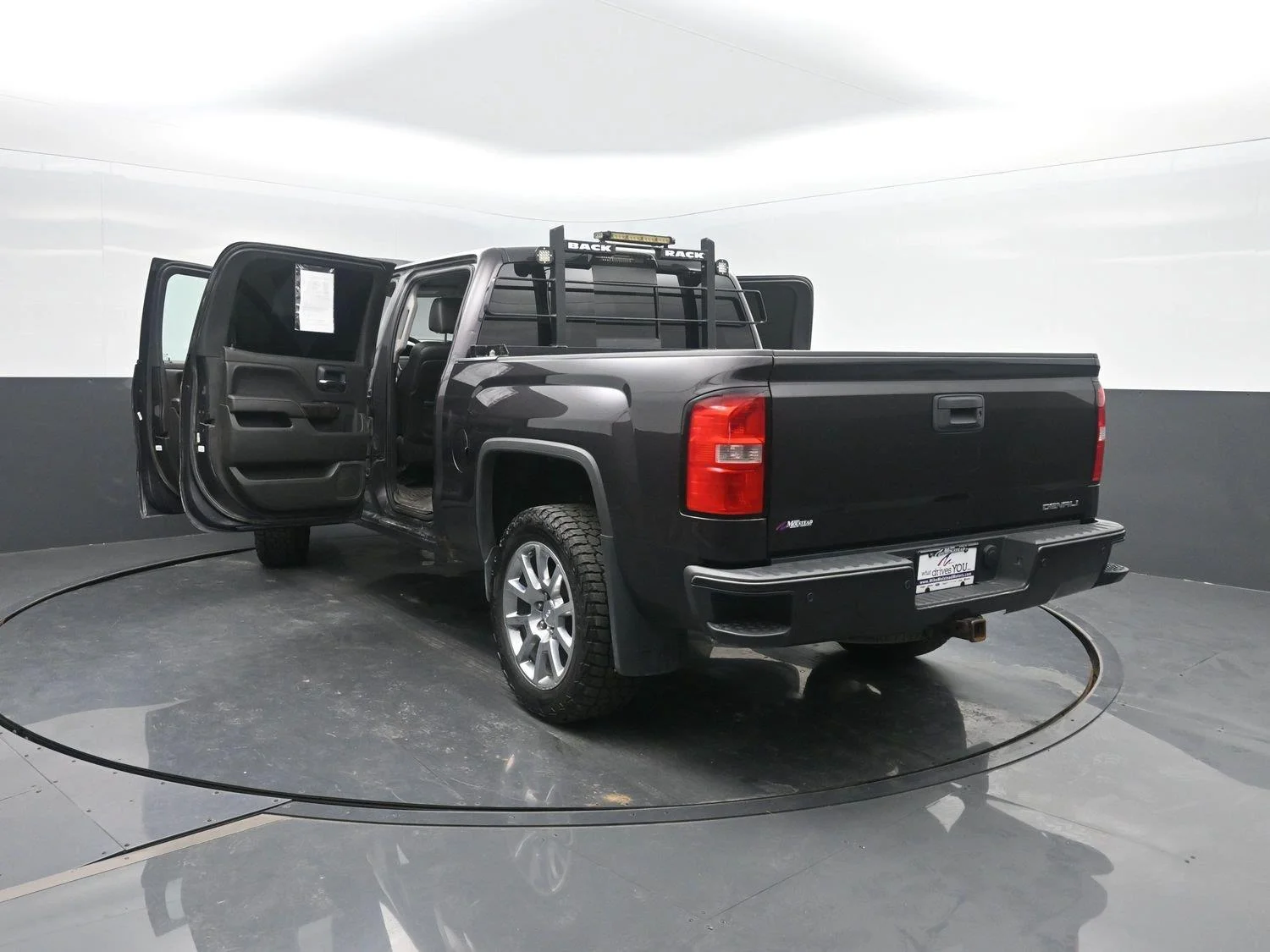 Used 2014 Iridium Metallic GMC Denali image 45