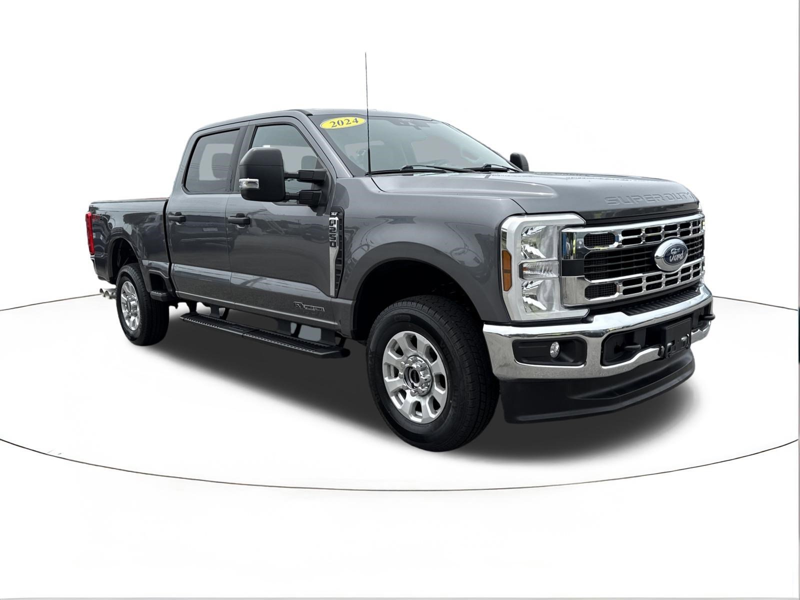 2024 Ford F-250 XLT 4x4 Crew Cab 8' Box's photo