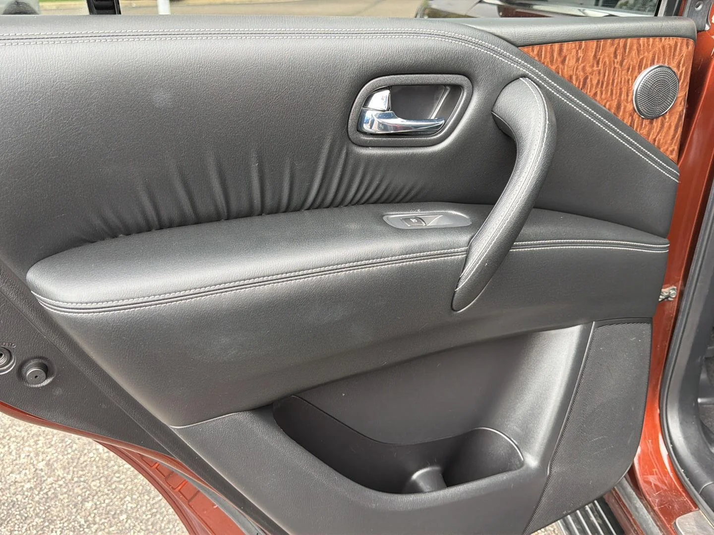 Used 2017 Forged Copper Nissan Platinum image 22