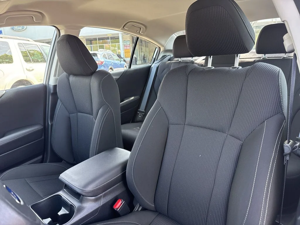 Used 2024 Silver Subaru Base image 20
