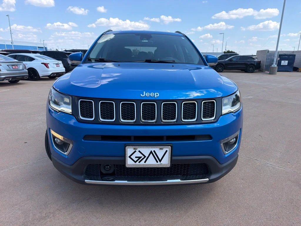 Used 2018 Blue Jeep Limited image 5