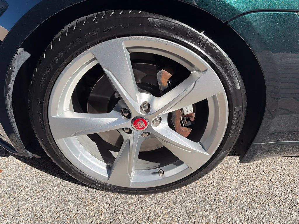 Used 2019 Green Jaguar P300 image 13