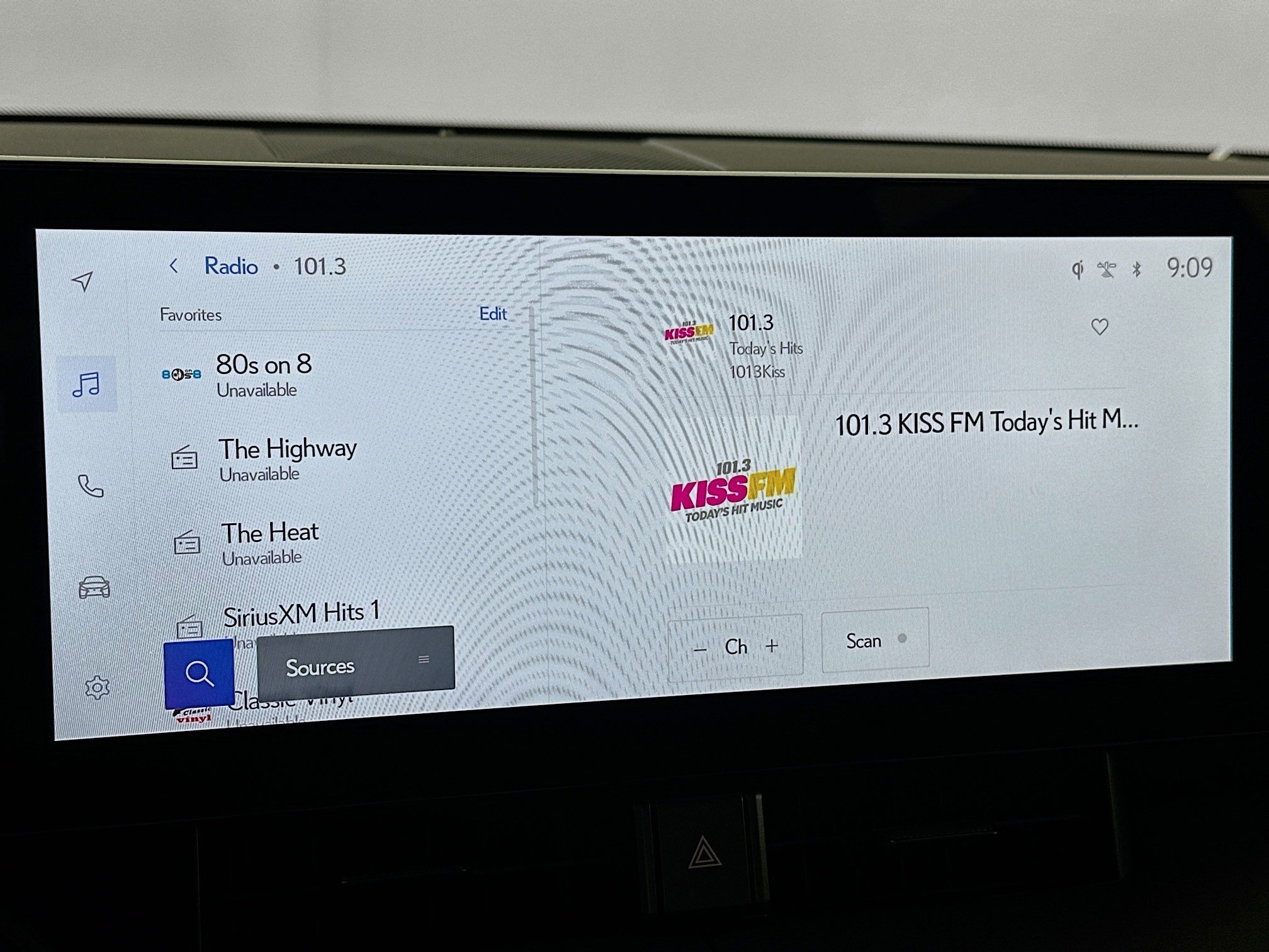 2026 Lexus IS 350 F SPORT DESIGN - Photo 14