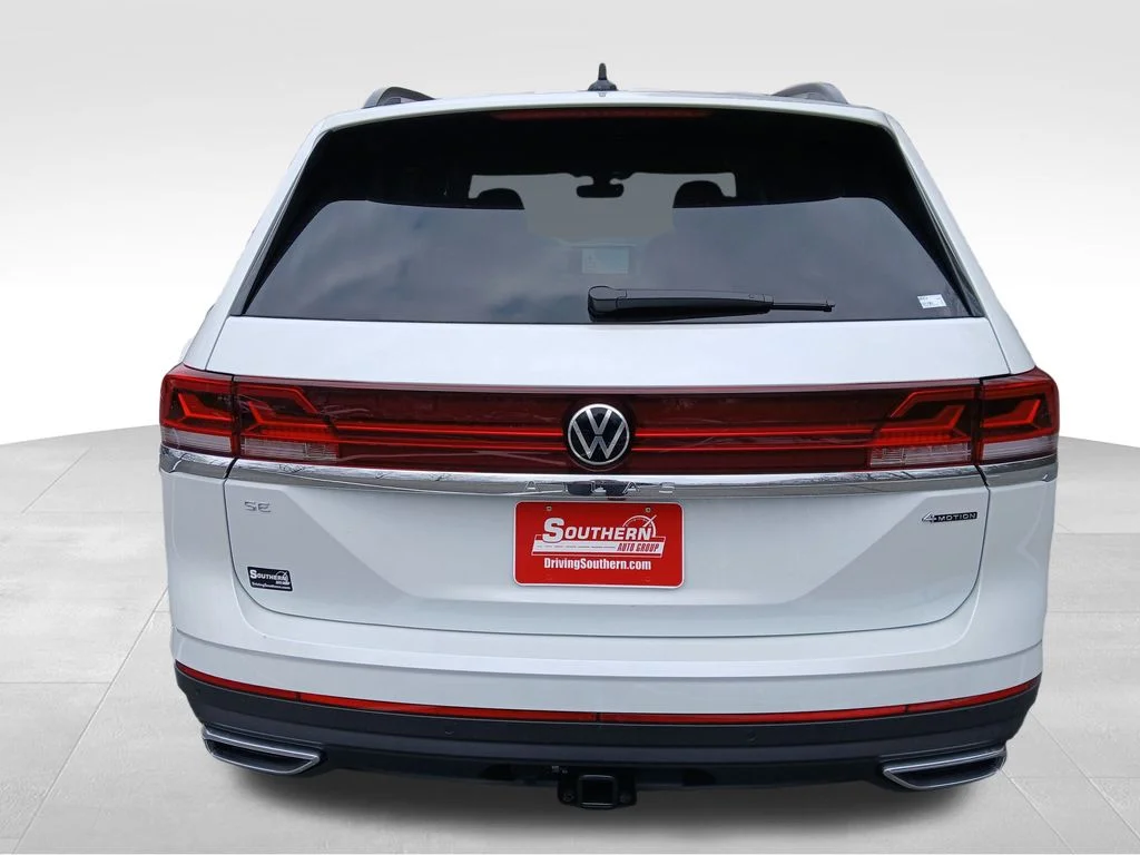 New 2026 White Volkswagen 2.0T SE w/Technology image 4