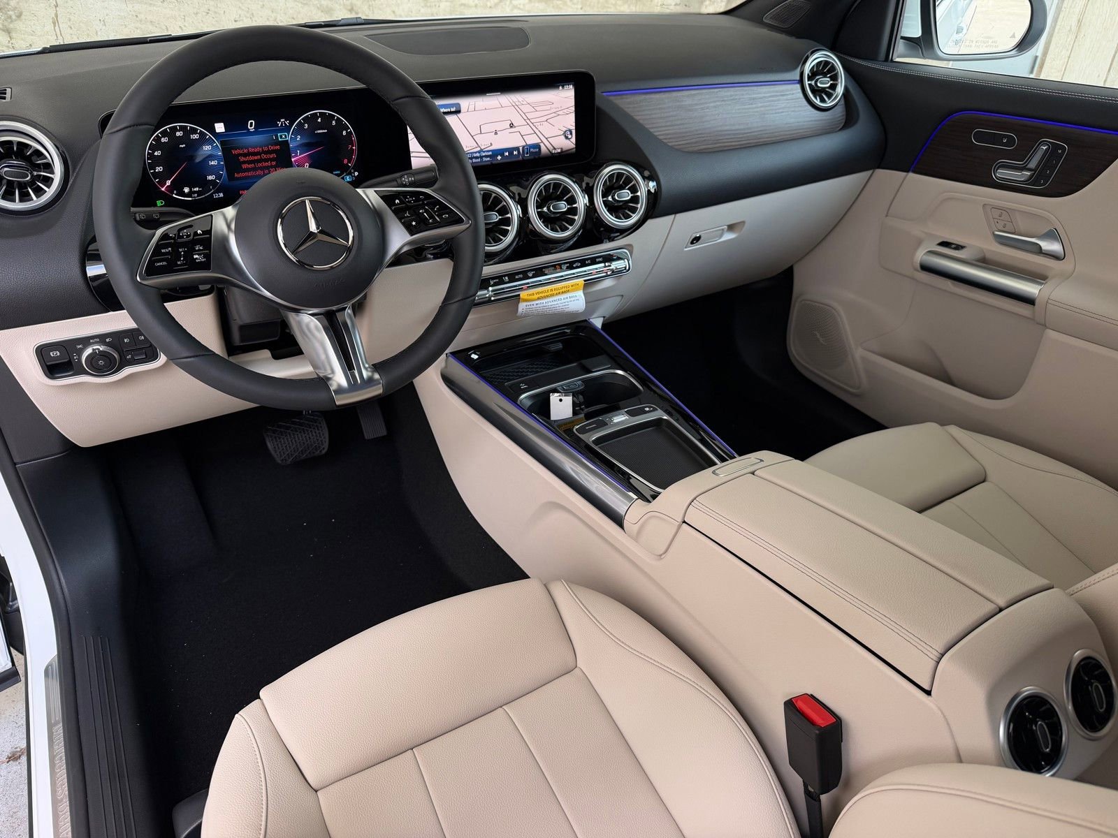New 2026 Polar White Mercedes-Benz GLA 250 image 31