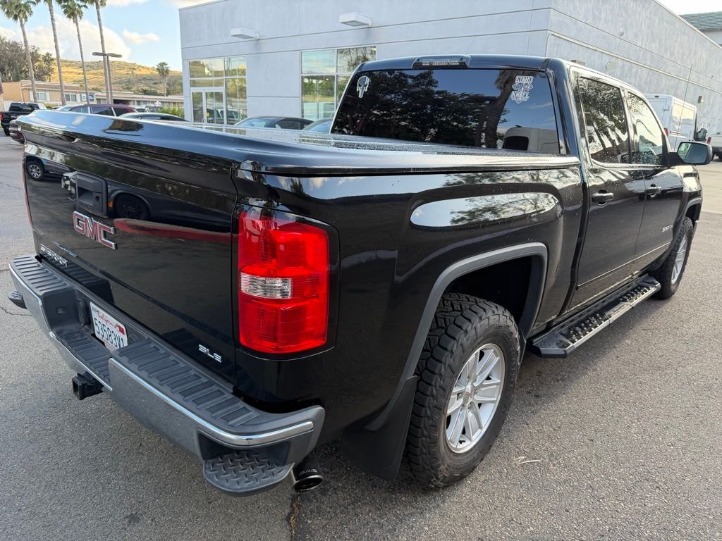 Used 2015 Black GMC SLE image 13