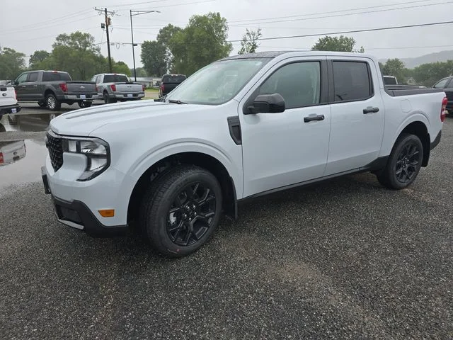 New 2026 White Ford XLT image 1