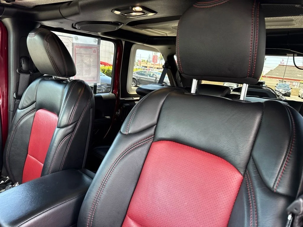 Used 2021  Jeep Unlimited Willys image 20