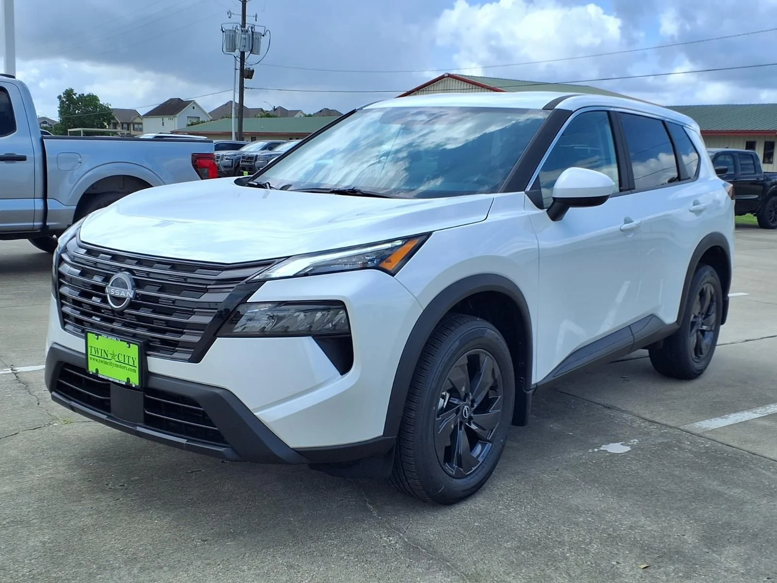 New 2026 White Nissan SV image 3