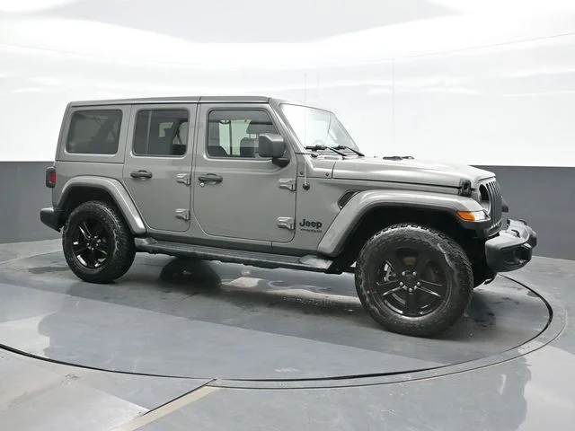 Used 2021 Gray Jeep Unlimited Sahara Altitude image 7