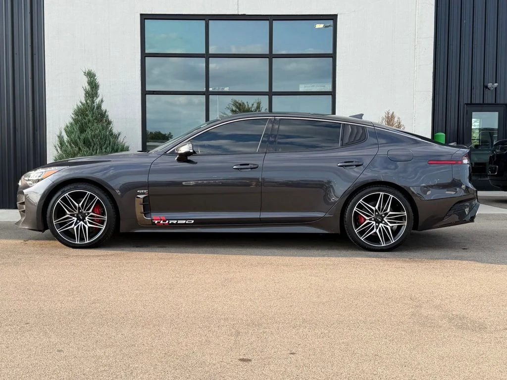 Used 2022 Gray Kia GT1 image 2