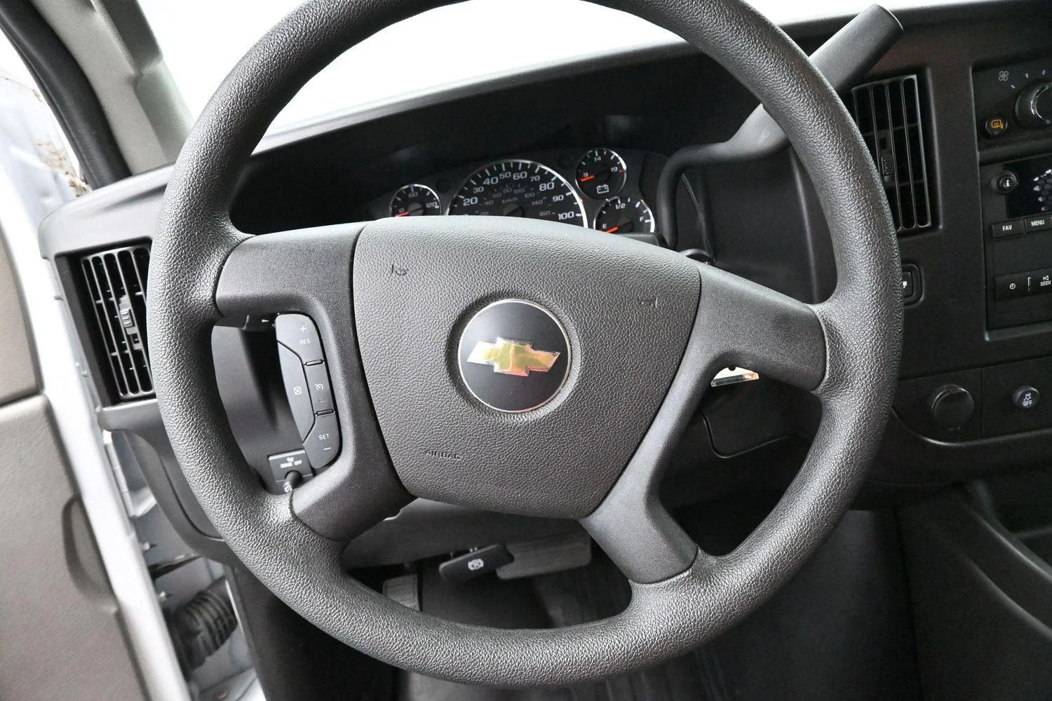 Used 2024 Summit White Chevrolet WT image 19