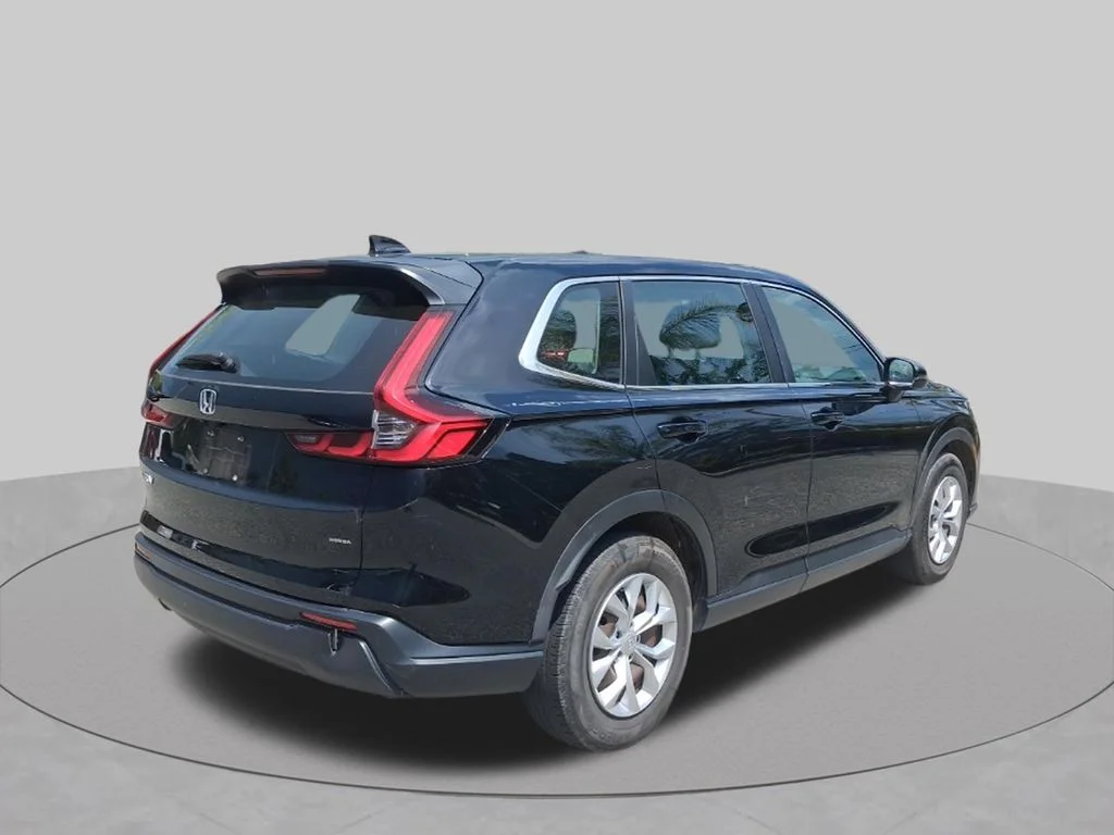 Used 2023  Honda LX image 6