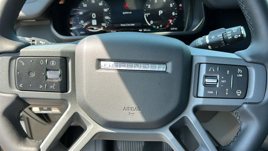 New 2026 Borasco Grey LAND ROVER X-Dynamic SE image 12