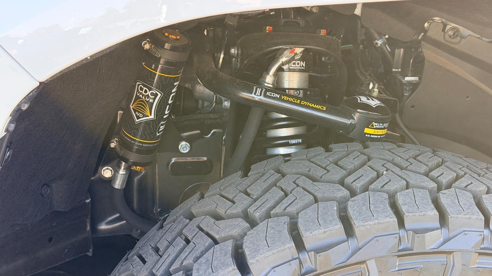 2025 Toyota Tacoma SR - Photo 19