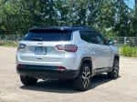 Used 2025 Silver Zynith Metallic Clearcoat Jeep Limited image 5
